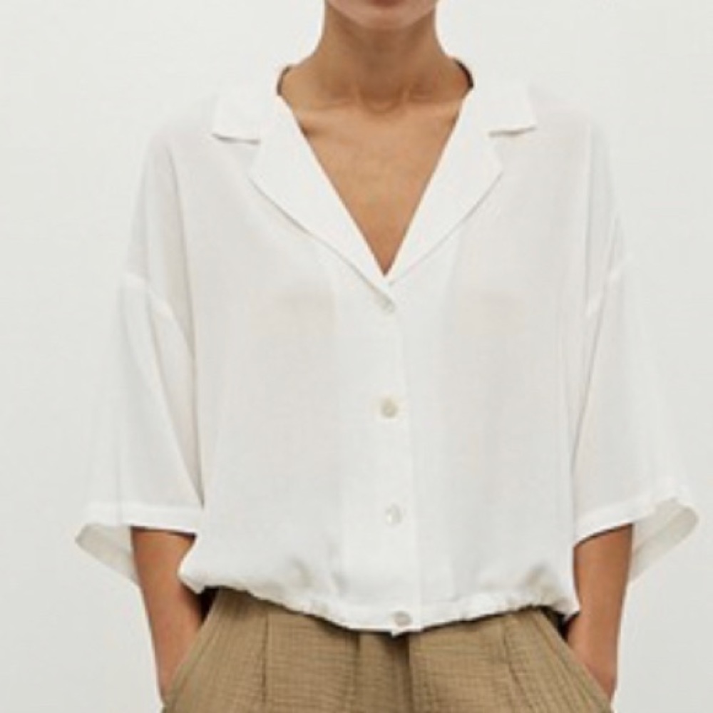 Off white top - Picture 2 of 6